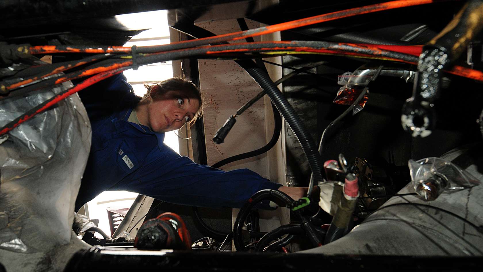 airman conducting maintenance 