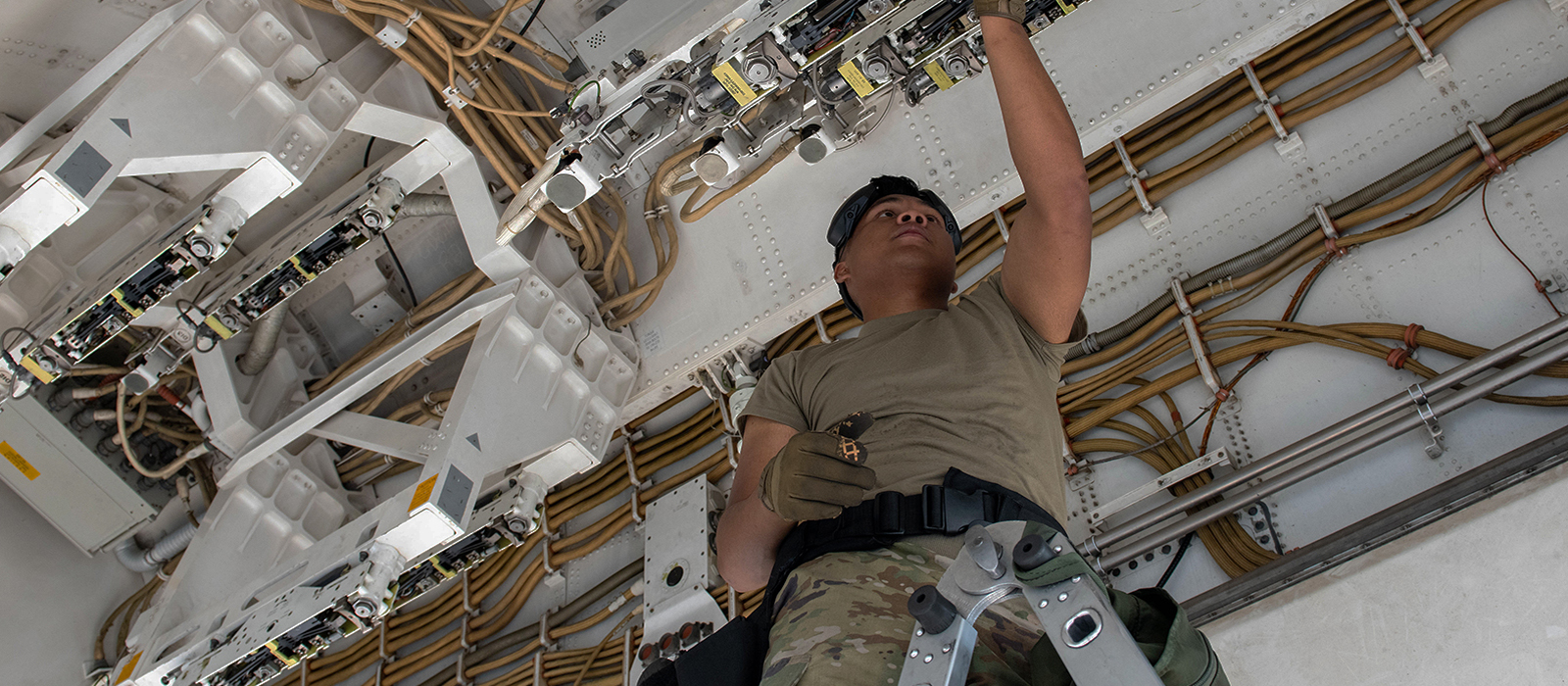 airman troubleshooting technology