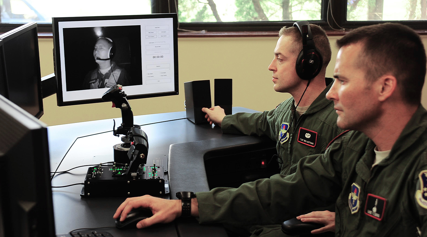 physiologists working in front of a computer